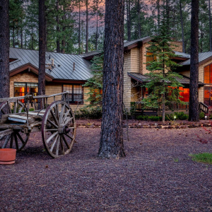 8371EaglePointRd-Pinetop-AZ-Twilight-1