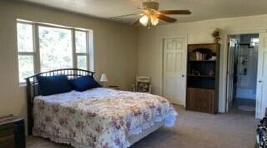 master bedroom pic 3