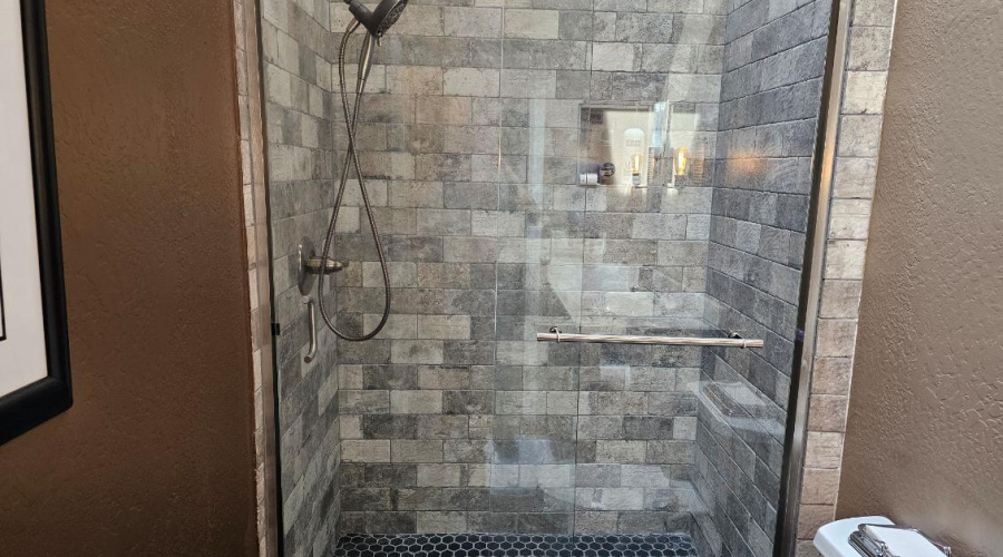 Custom tile bath