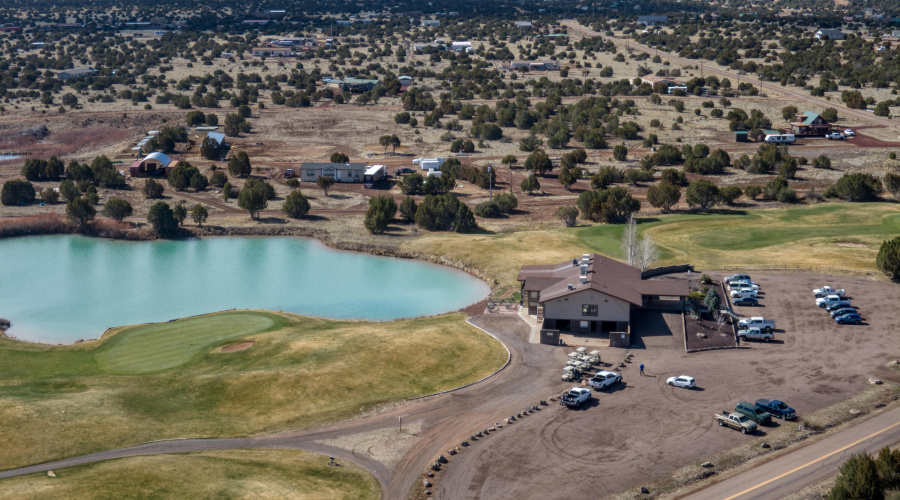 Bison Golf in White Mountain Lakes