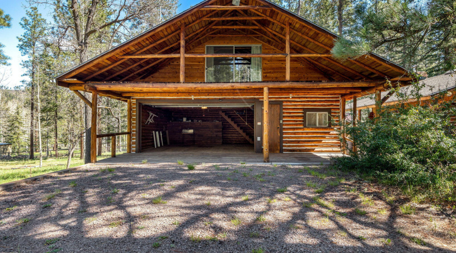 GARAGE FRONT