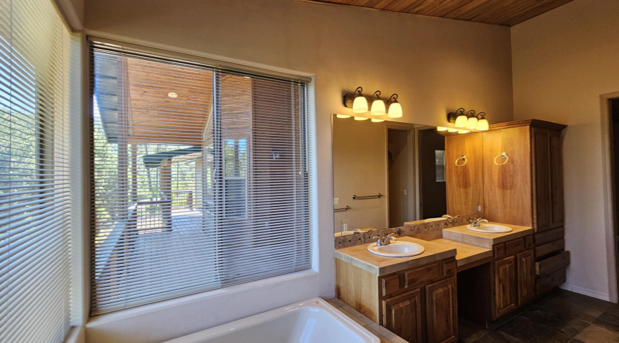 MASTER BATH WITH VIEWS