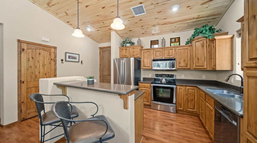 Breakfast Bar With Chairs