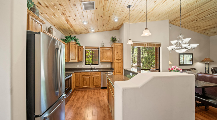 Breakfast Bar & Kitchen View