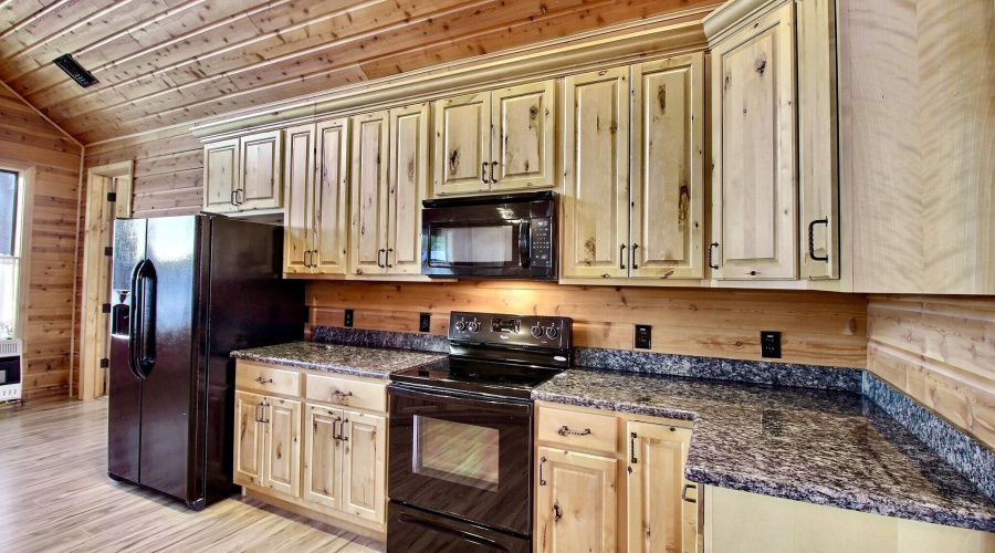 Open and spacious kitchen