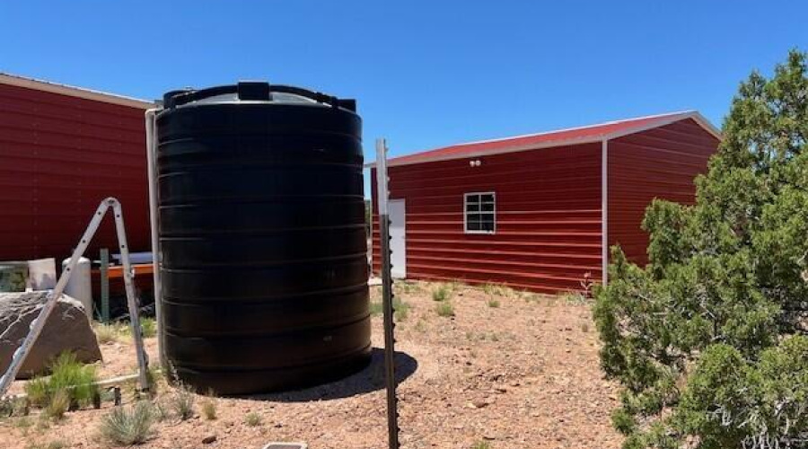 3000 Gallon Water Tank