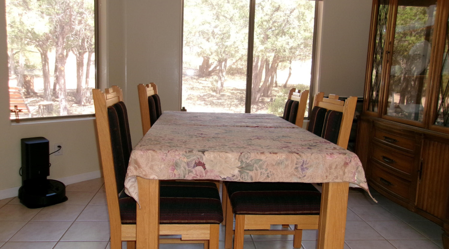 dining area 1