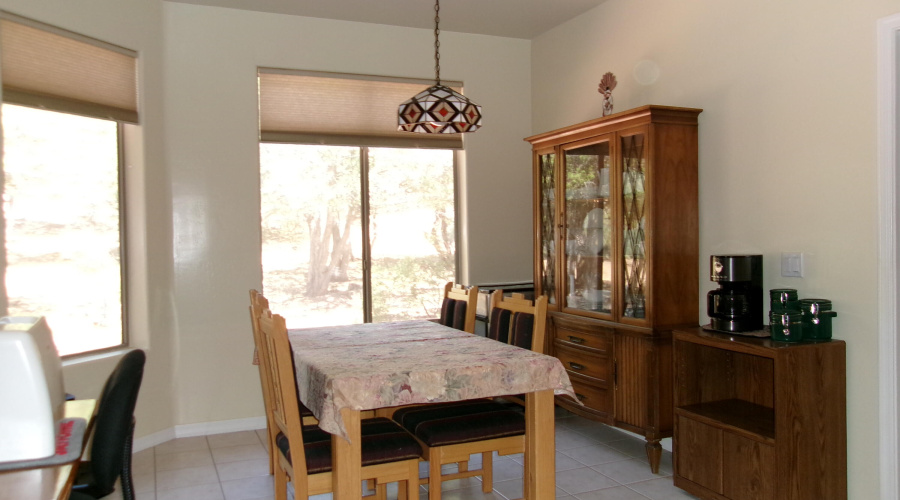 dining area 2