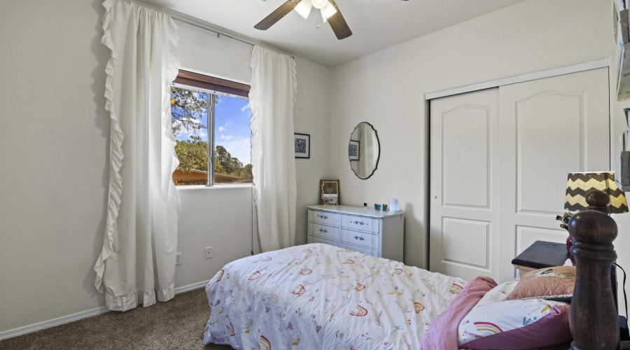 Photo 13 - Guest Bedroom