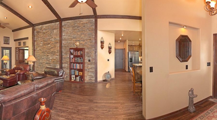 Entry/Great Room pano