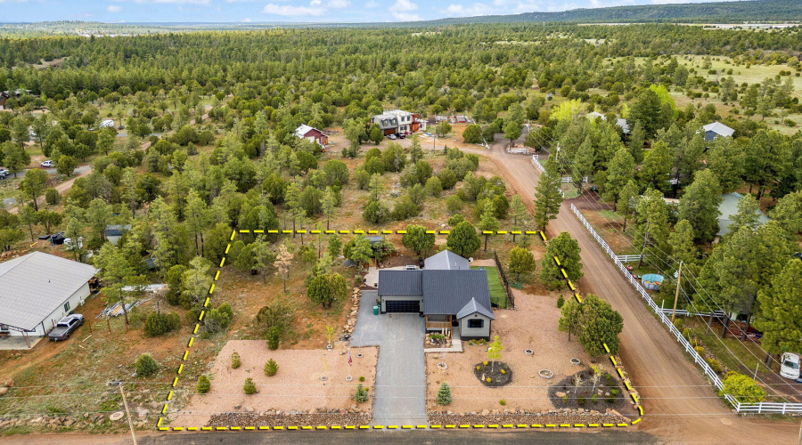 Aerial Property Lines-3360WCoyoteDr-Pine