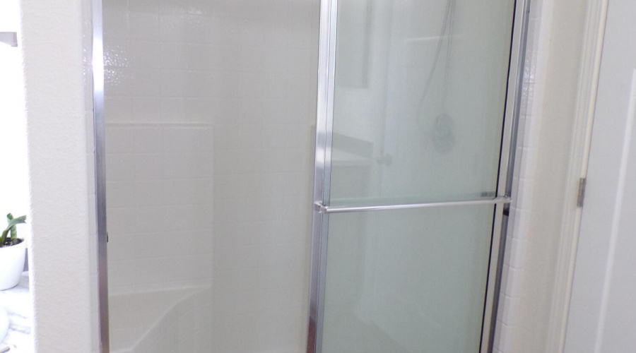 995 Timberland Rd Primary Bath Shower