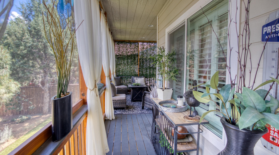 Screened Back Porch