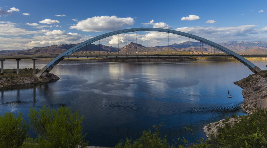 Roosevelt Lake