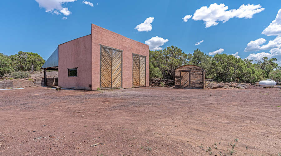 BArn-Garage