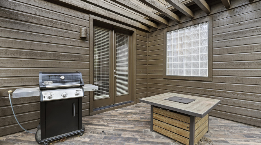 Side Patio off Kitchen