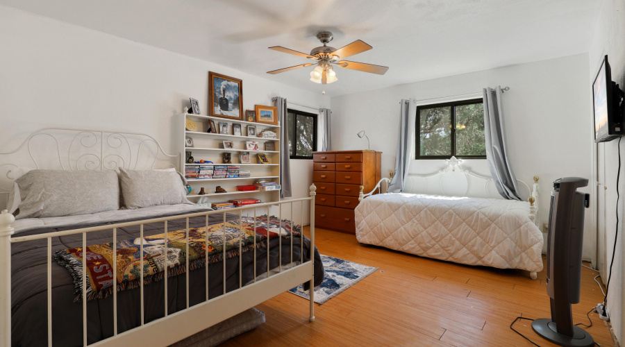 Guest Bedroom 1