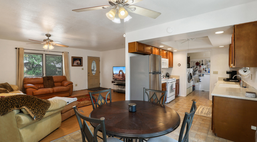 Dining Room (3)