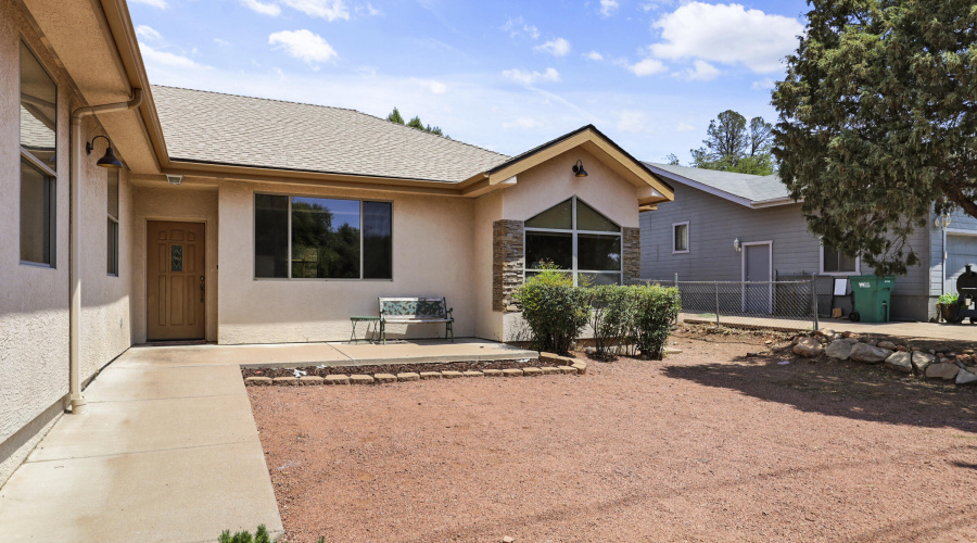 Front Entrance and Patio