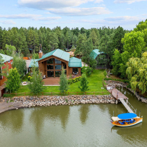 Lake Front Cabin