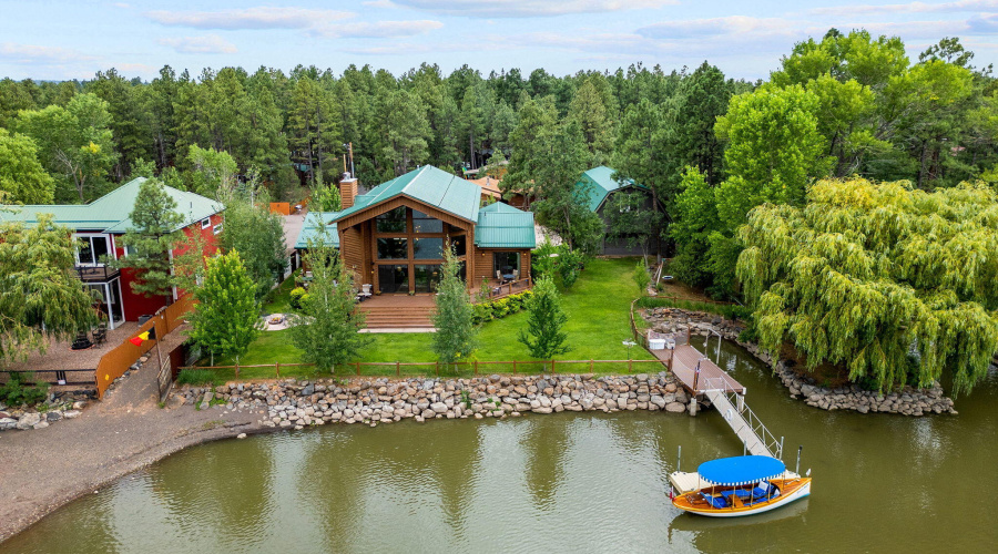 Lake Front Cabin