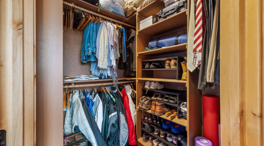 PRIMARY CLOSET