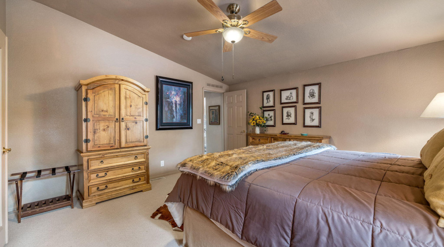 Guest house primary bedroom