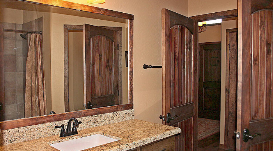 2nd Bathroom