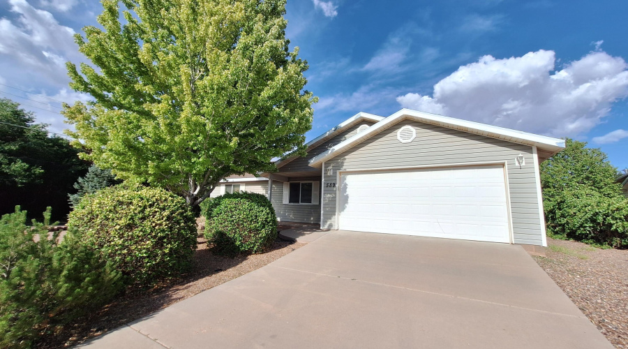 Exterior Garage