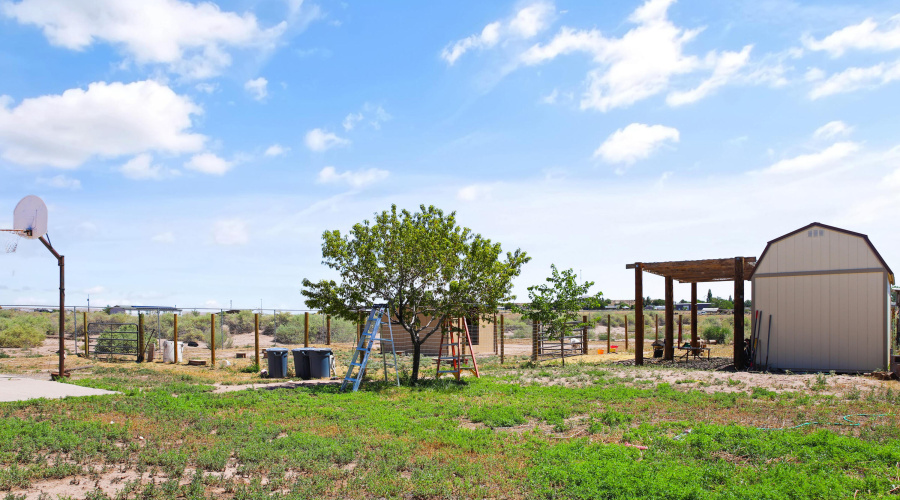 Utility building