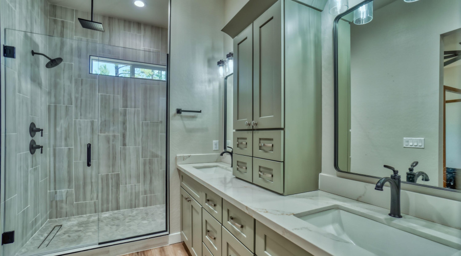 Spacious Master Bath