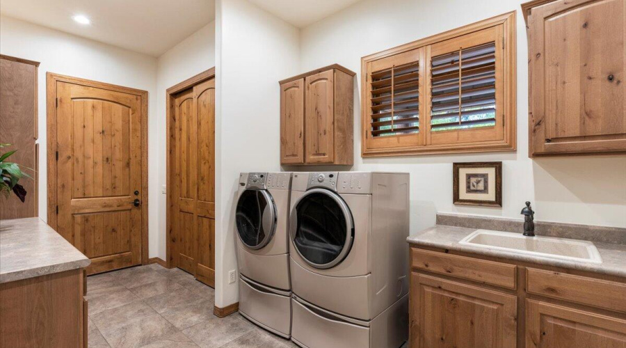 Laundry Room - Main Level