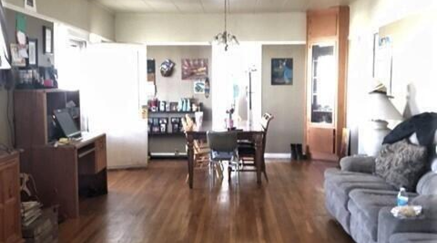 Living/Dining Room3234542063745000000-o