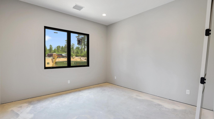 Guest Bedroom 1