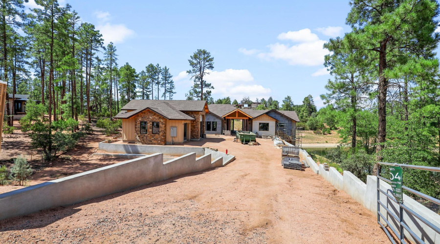 Large Long Driveway to be Pavers