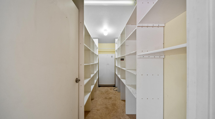 Closet/Storage