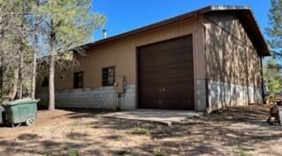 back of garage with oversized rive thru