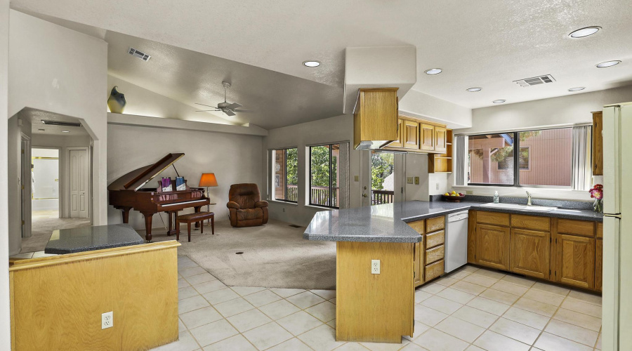 Kitchen/Family Room