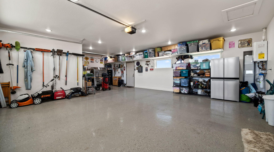 3 Car Garage w/Shelving