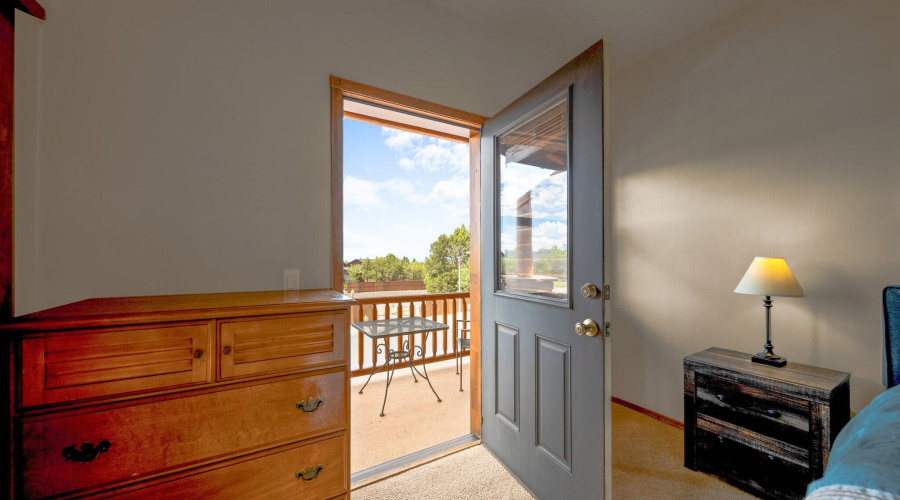 Primary Bedroom's Balcony