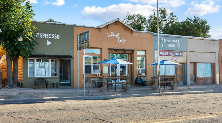 140CommercialSt-SaintJohns-AZ-3