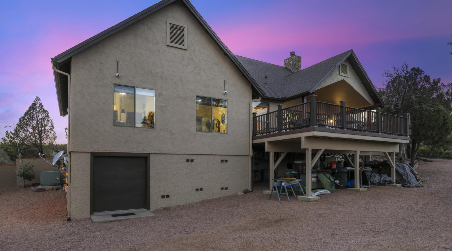 Backside ATV garage/deck dusk 1E0As7649