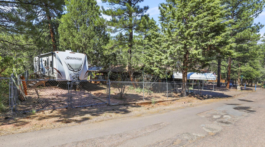 RV Parking with electrical