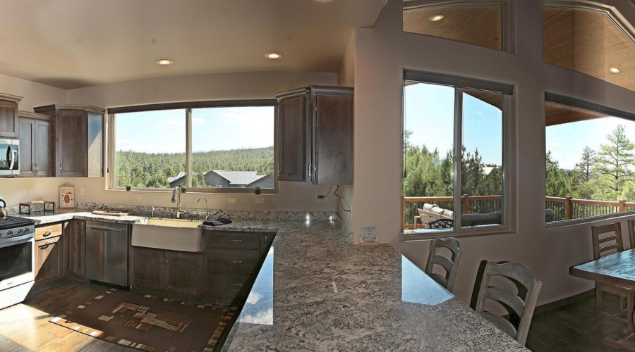 Kitchen/Dining Pano