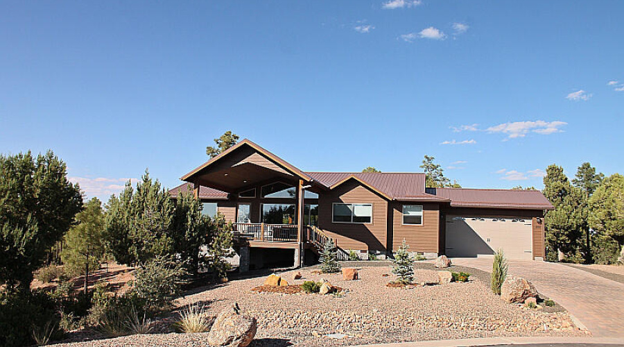 Custom Home in Gated Snow Creek