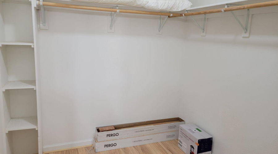 Large Walk-in Closet