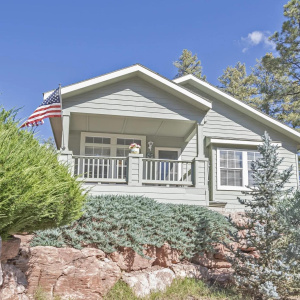 Hilltop Retreat with View of the Rim