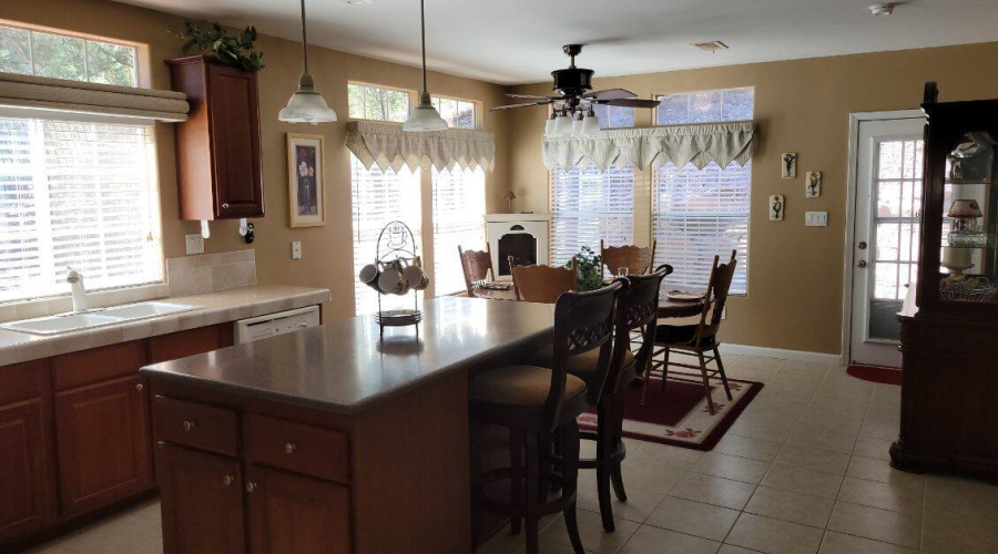 Great Entertaining Kitchen