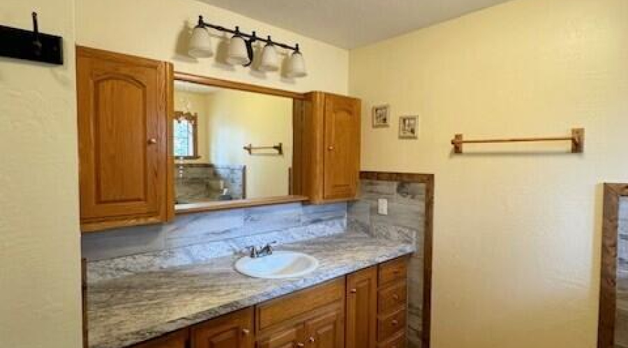 2nd bathroom large vanity