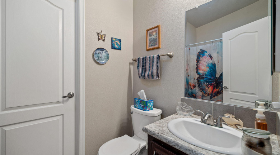 Guest Bathroom